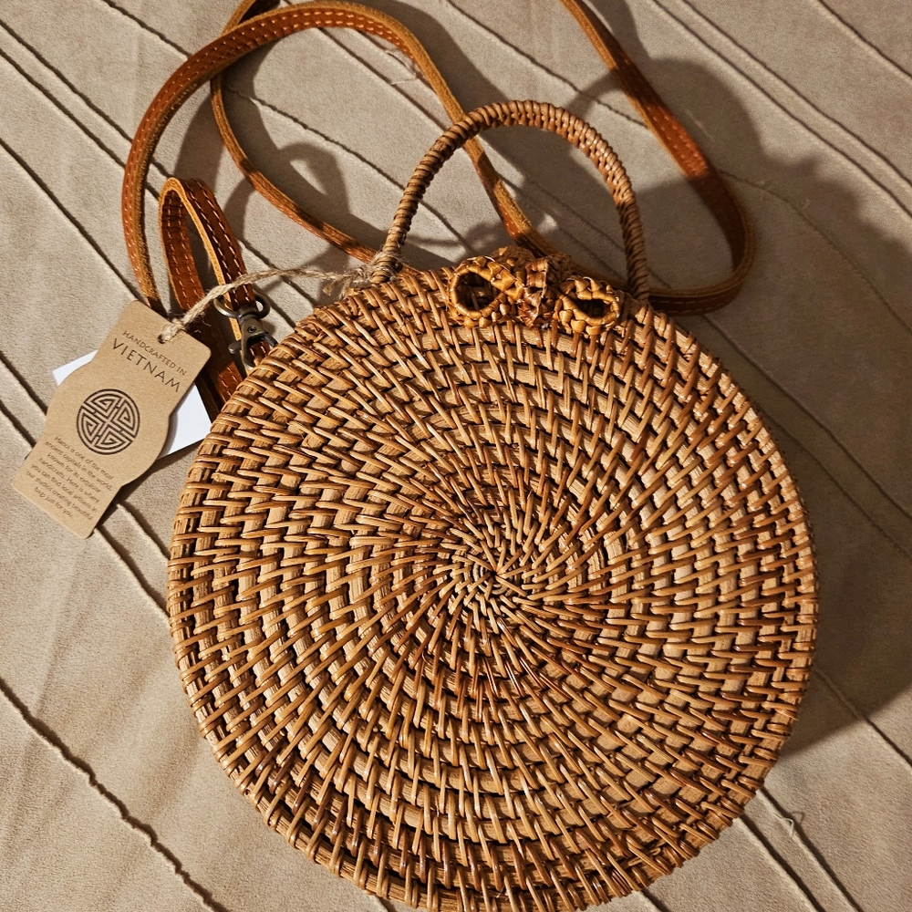 HANDCRAFTED IN VIETNAM BAMBOO Crossbody Bag - Picture 2 of 6